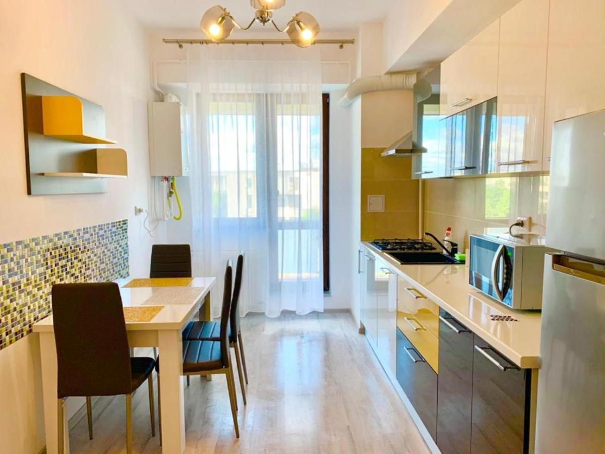 Karina New Flat Near Palas Mall Iasi Exterior photo